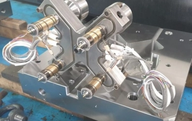 Hệ thống Hot runner BSJ Valve gate BOR12-4 Drop