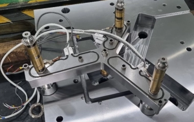 Hệ thống Hot runner BSJ Valve gate BOR18-3 Drop